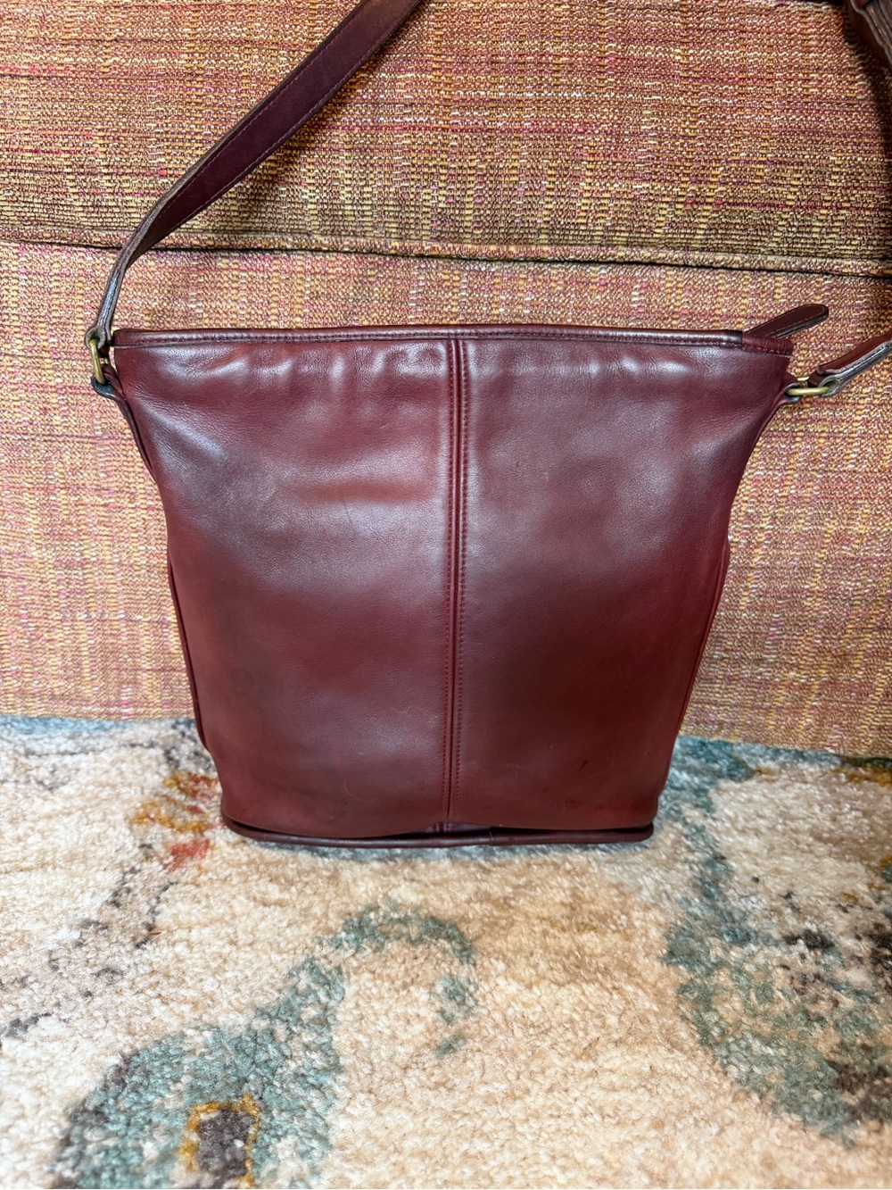 Vintage Coach Burgundy Leather Crossbody Bag - Picture 2 of 9